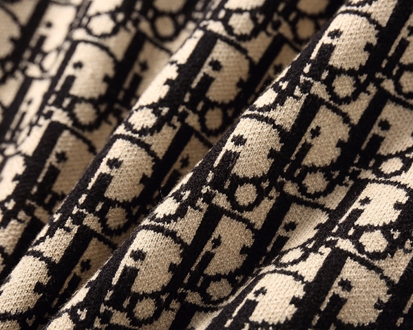 ブランドセーター全体デザイン